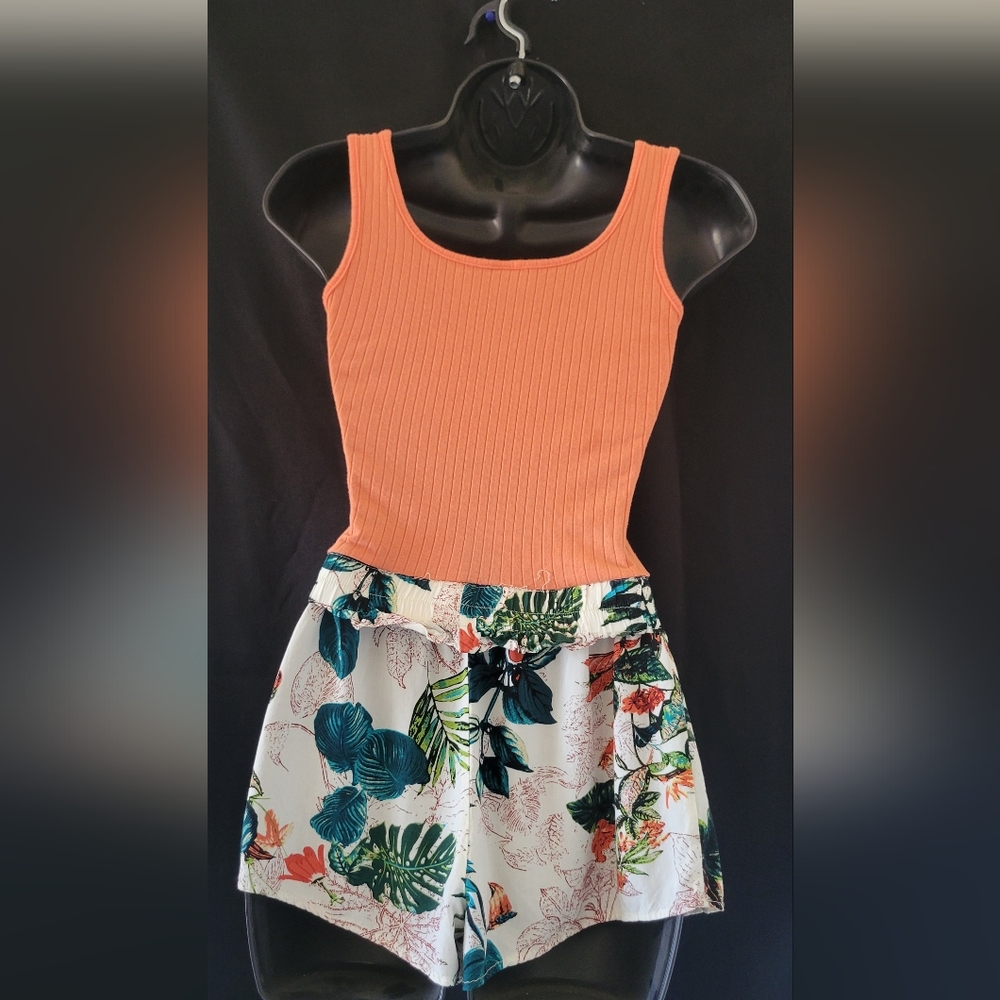 NWOT XS sleeveless romper by Shein